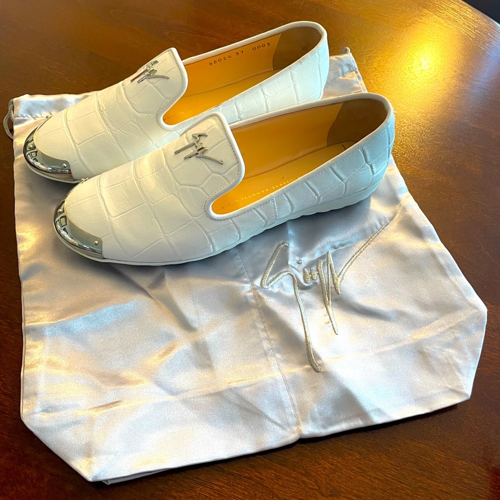Authentic Giuseppe Zanotti Leather Loafers Size 37